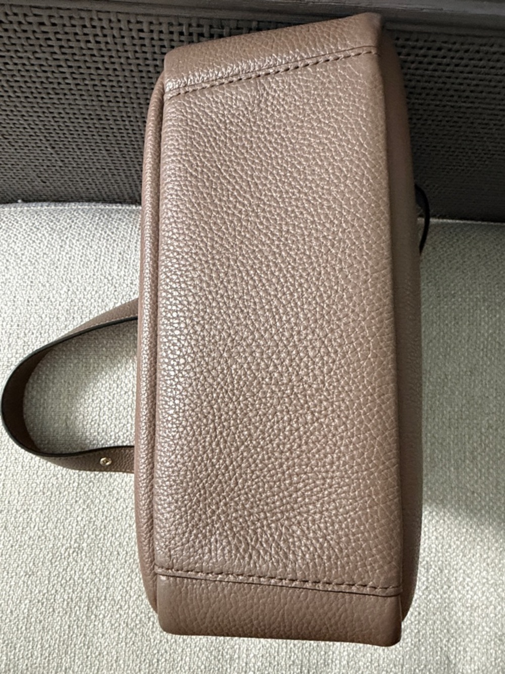 Coach Pebbled Leather Hadley Shoulder Bag in Taupe Brown with Gold Hardware - Picture 5 of 6